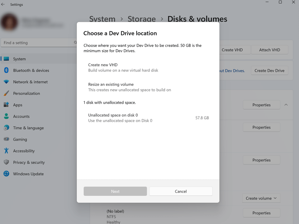 Print oficial do Microsoft Learn mostrando as opções de criação do Dev Drive: criar novo VHD, redimensionar volume existente ou usar espaço não alocado.